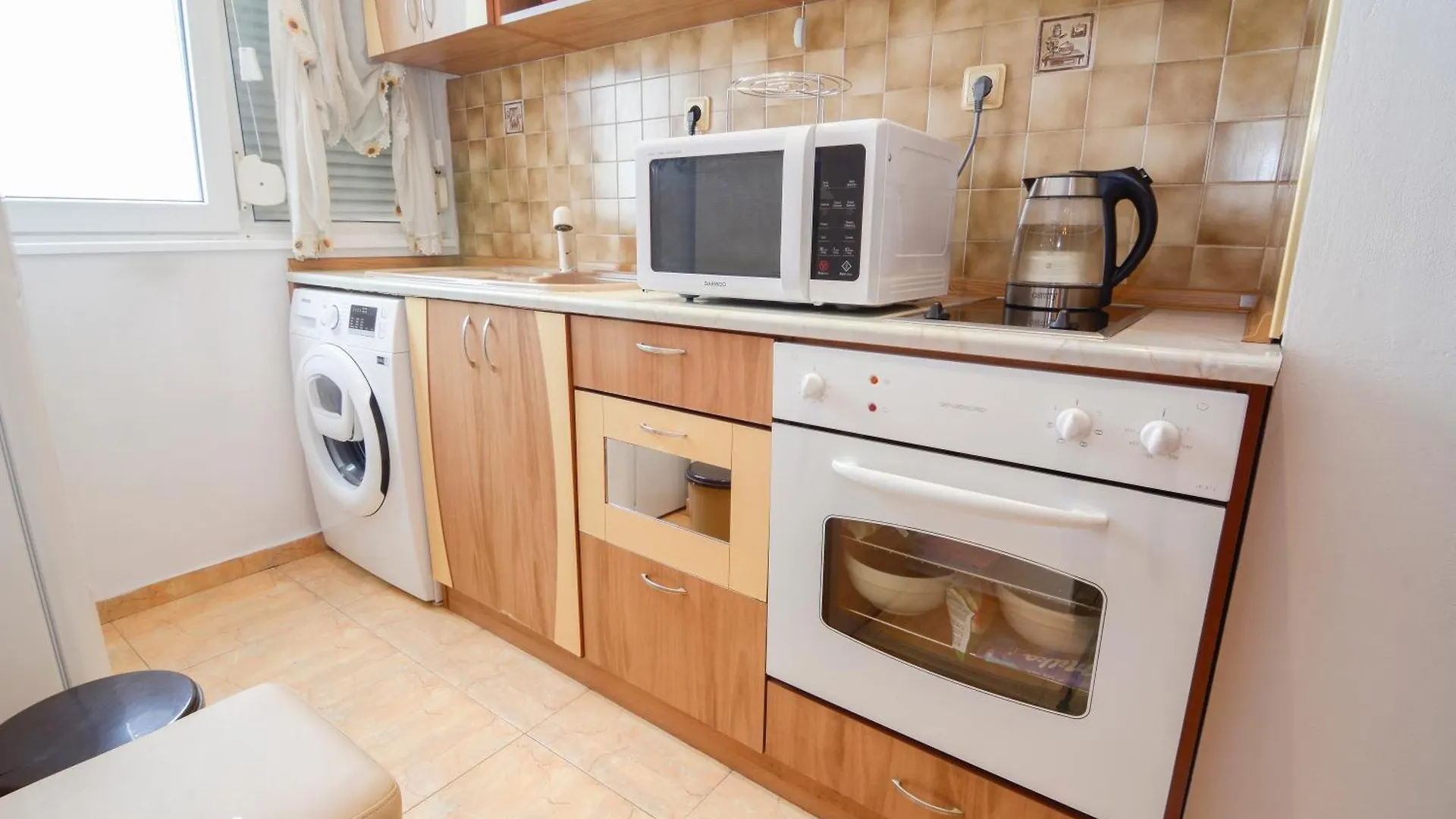 Apartment Тристаен Винтидж Апартамент Топ Локация Burgas City
